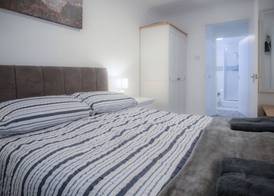 Castle Cove - 1 Bedroom Apartment - Tenby 4