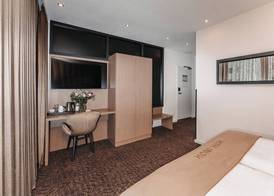 Hotel Unique Majestic Hauptbahnhof 3