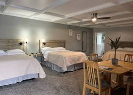 BlueGem Motel 5