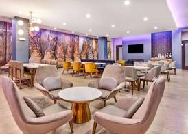 La Quinta Inn & Suites by Wyndham Terrell 4