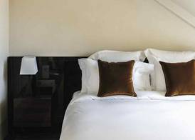 Mondovi Luxury Suites 4