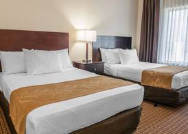 SureStay by Best Western Marion 4
