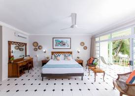Palm Beach Hotel 4