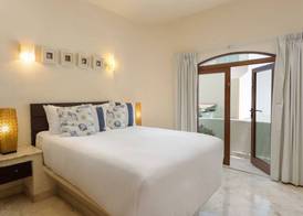 Porto Playa Condo Hotel and Beach Club 4