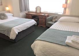 Summer Breeze Guest House 3