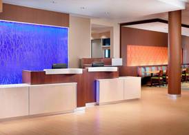 Fairfield Inn & Suites by Marriott Hendersonville Flat Rock 2