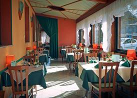 Logis Hôtel Restaurant Hostellerie de l'Étoile 2