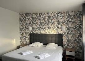 Brit Hotel L'Arrivée Guingamp 3