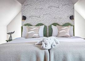 Moonfleet Manor Hotel 4
