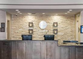 Comfort Inn & Suites San Marcos near Outlet Mall 3