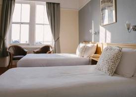 Manor Hotel 4