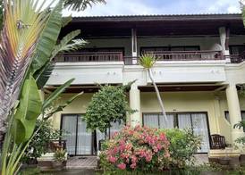 Sea Breeze Bungalow 2
