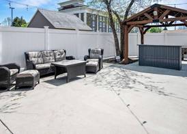 White Pine Inn & Suites 3