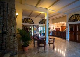 Hotel Auberge de la Vieille Tour 2