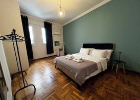 Plaka Luxury Apartment 2