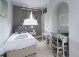 The Conningbrook Hotel 4