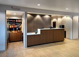 SpringHill Suites Pittsburgh Mills 4