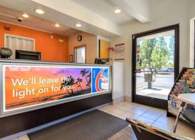 Motel 6-San Dimas, CA - Los Angeles 3