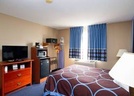 Super 8 by Wyndham Adrian 5
