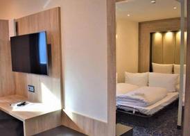 Hotel Business Bay das ehemalige Staycation Hotel 3
