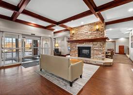 Country Inn & Suites by Radisson, Red Wing, MN 3
