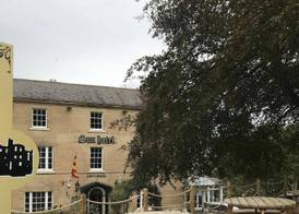 Sun Hotel Warkworth 4