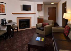 Holiday Inn Express & Suites LANCASTER-LITITZ by IHG 2