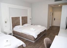 Sky Hotel 5