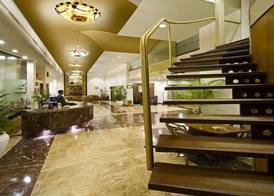 Hotel Aurora Towers 2