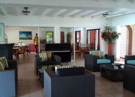 Sunset Shores Beach Hotel 4