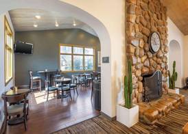 Best Western PLUS Cotton Tree Inn 3