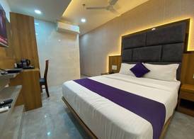 Hotel BKC Gold View Near Bandra Kurla Complex 3