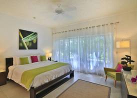 Cupecoy Beach Club 2