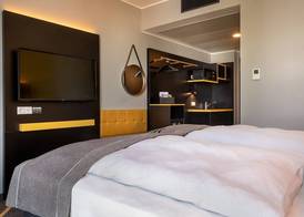 Holiday Inn - the niu, FURY ASCHHEIM MESSE by IHG 5