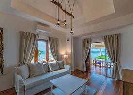 The Joy Beach Villas 5