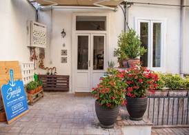 Borgo Vergini Garden B&B 2