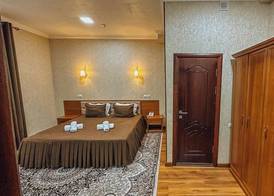 Pakhlavon Hotel 4