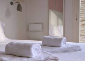 Thiseio a vintage apartment 3