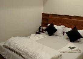 New Lavender By Glitz Hotels 4