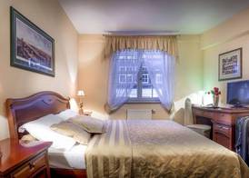 Hotel im. Jana Pawła II 5
