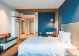 Holiday Inn Express Pengzhou Downtown by IHG 2