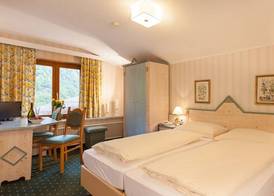 Hotel Pass Lueg 3