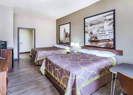 Super 8 by Wyndham Columbia 4