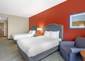 Best Western Bronco Inn 4