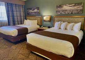 Kachina Lodge - Inside the Park 5