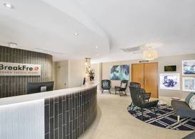 BreakFree Grand Pacific 2