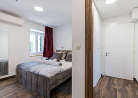 Apinelo Port Rooms 3