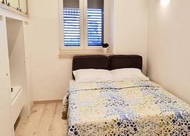Studio Apt Orchard on Rokova St 5