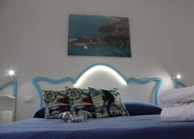 EXCLUSIVE HOME 5