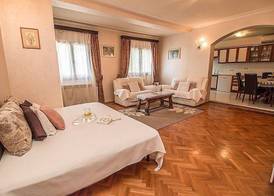 Villa Rose 2 5